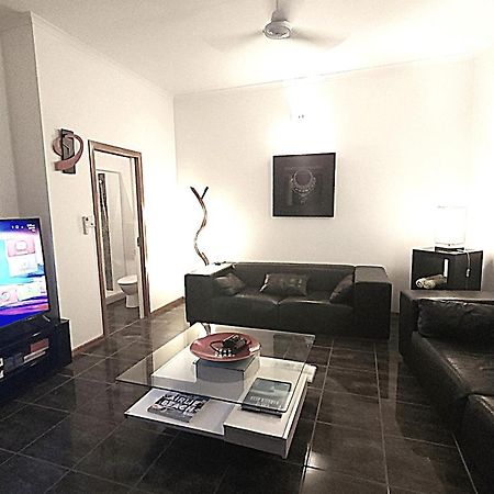 Bella Vista On Nara Pets Welcome แอร์ลีบีช ภายนอก รูปภาพ