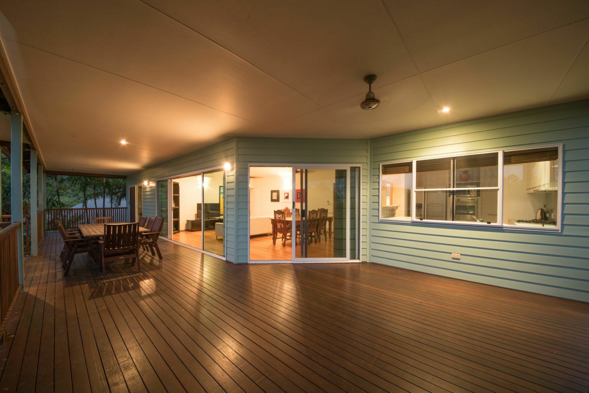 Bella Vista On Nara Pets Welcome แอร์ลีบีช ภายนอก รูปภาพ