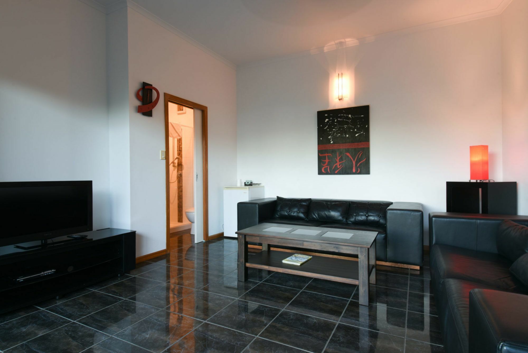Bella Vista On Nara Pets Welcome แอร์ลีบีช ภายนอก รูปภาพ
